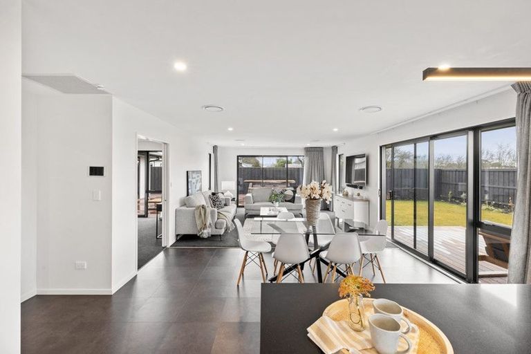 Photo of property in 177 Townsend Road, Rangiora, 7400