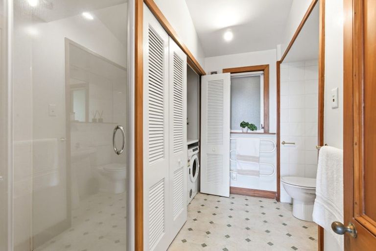 Photo of property in 16 Talavera Terrace, Kelburn, Wellington, 6012