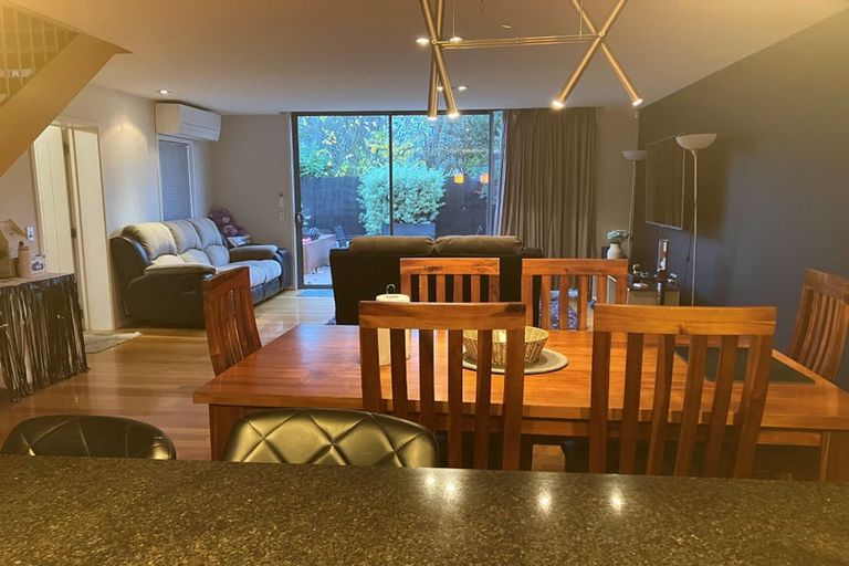 Photo of property in 9c Champion Street, Edgeware, Christchurch, 8013