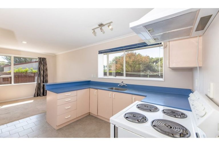 Photo of property in 3 Barcelona Place, Bromley, Christchurch, 8062