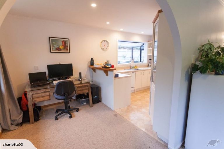 Photo of property in 24 Percy Dyett Drive, Karori, Wellington, 6012