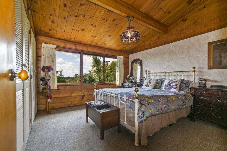 Photo of property in 313 Glengarry Road, Glen Eden, Auckland, 0602