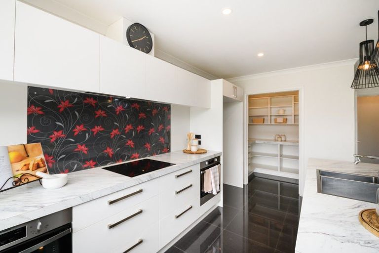Photo of property in 32 Dogwood Way, Milson, Palmerston North, 4414