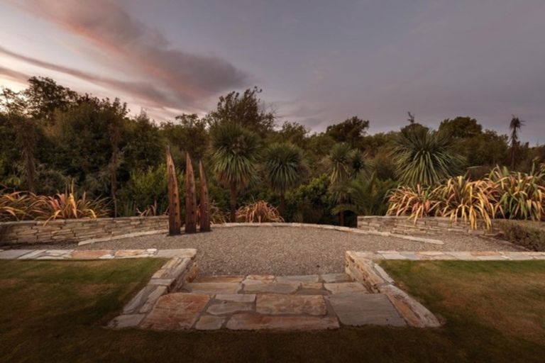 Photo of property in 5 Hollyhock Lane, Wanaka, 9305