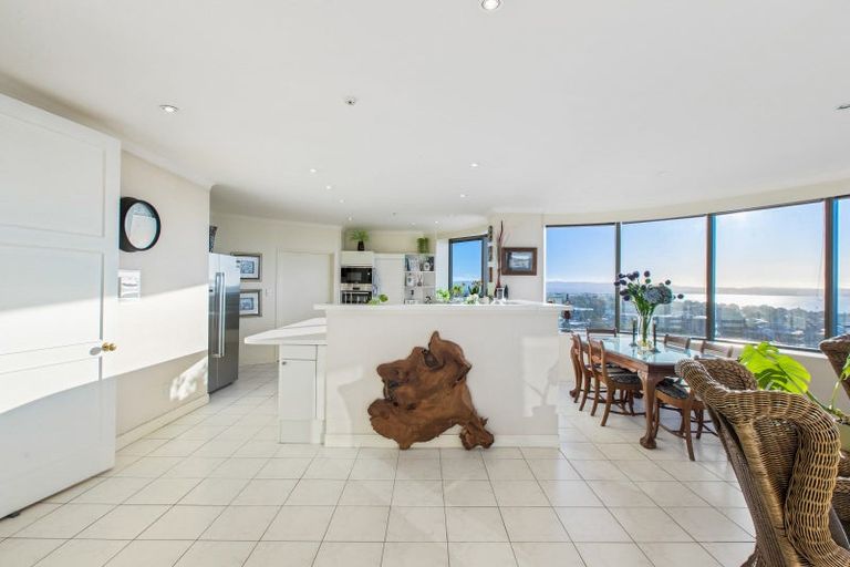 Photo of property in Shangri La Apartments, 7/97 Jervois Road, Herne Bay, Auckland, 1011