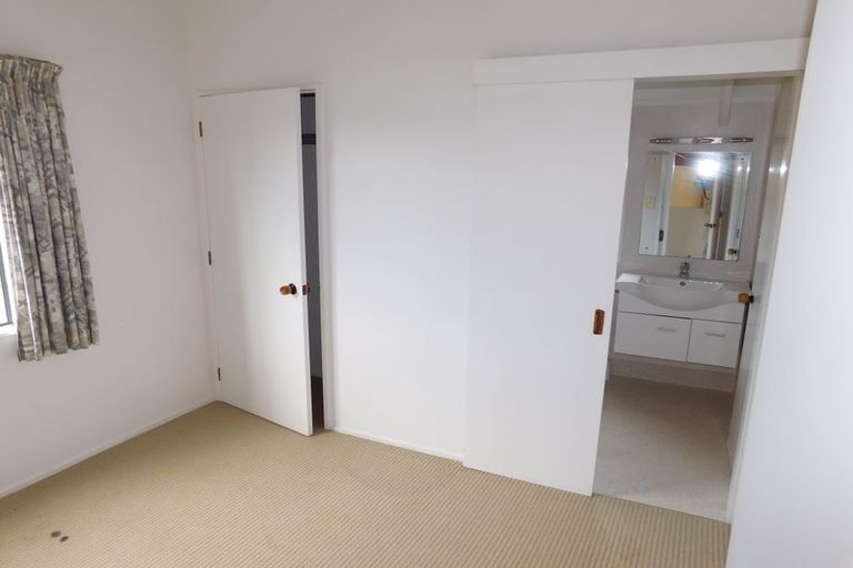 Photo of property in 29 Haruru Falls Road, Haruru, 0204