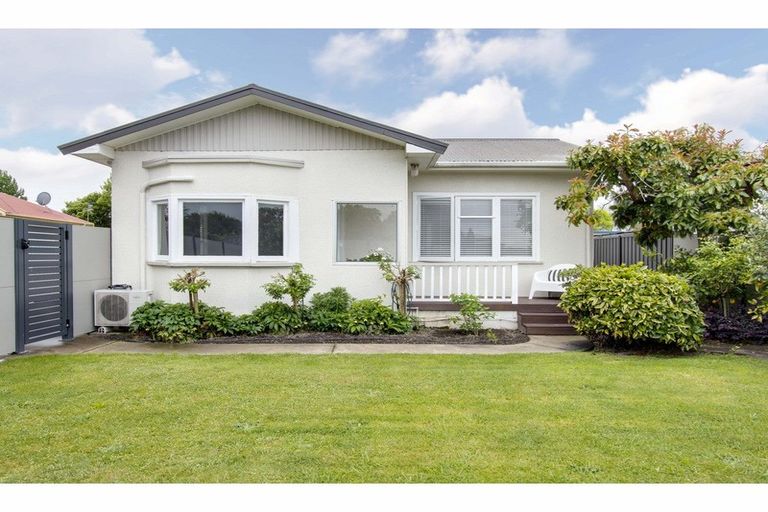 Photo of property in 504 Grove Road, Mayfair, Hastings, 4122