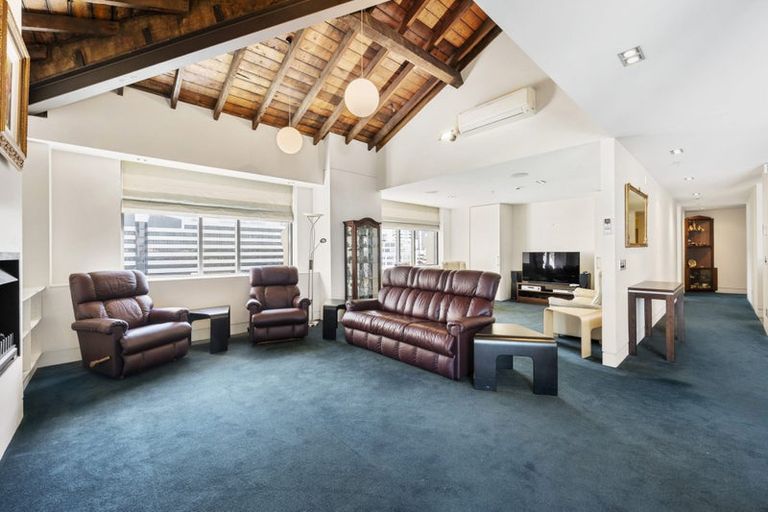 Photo of property in Nzx Centre, 11/11 Cable Street, Wellington Central, Wellington, 6011