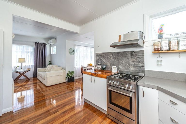 Photo of property in 2 Hodge Place, Aramoho, Whanganui, 4500