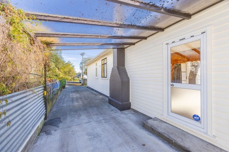 Photo of property in 1 Kitchener Street, Waipukurau, 4200