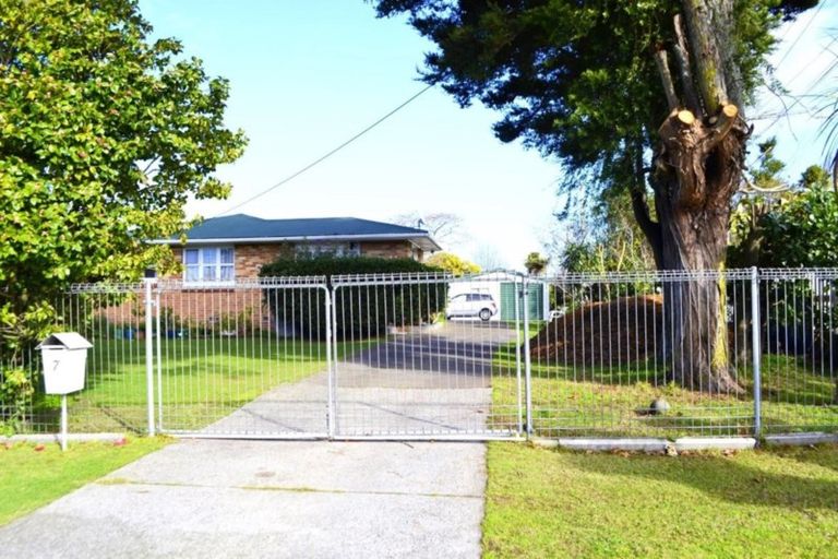 Photo of property in 7 Smiths Avenue, Papakura, 2110
