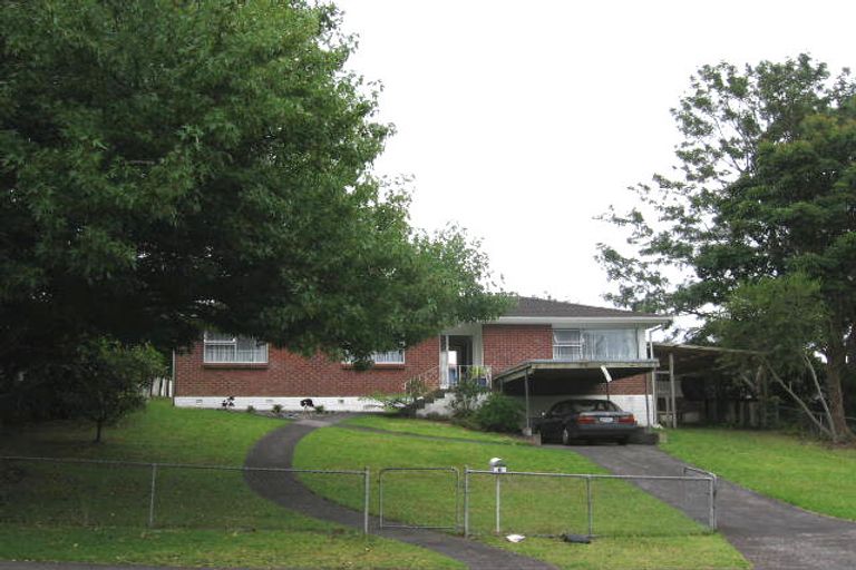 Photo of property in 5 Fairdale Place, Birkdale, Auckland, 0626