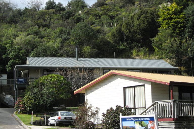 Photo of property in 15 Claydon Place, Ohope, 3121