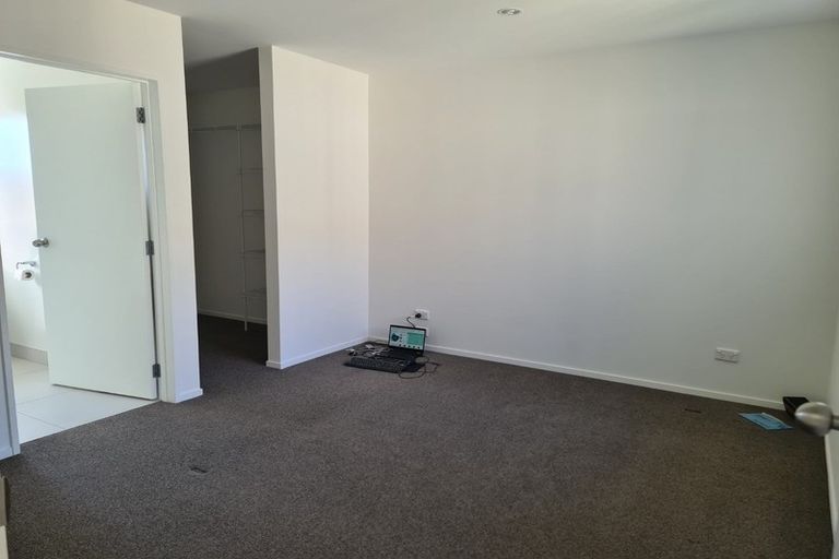 Photo of property in 23 Kotuku Crescent, Takanini, 2112