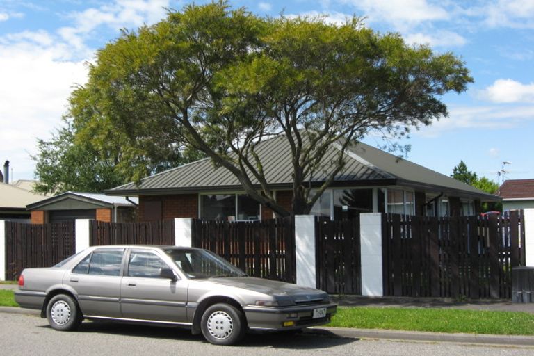 Photo of property in 20 Watson Place, Rangiora, 7400