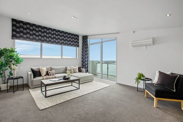 Photo of property in 4 Gazelle Lane, Redcliffs, Christchurch, 8081