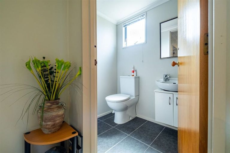 Photo of property in 7 Buscot Gate, Avonhead, Christchurch, 8042