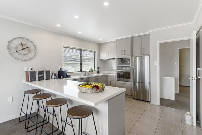 Photo of property in 1/15 Quebec Road, Milford, Auckland, 0620