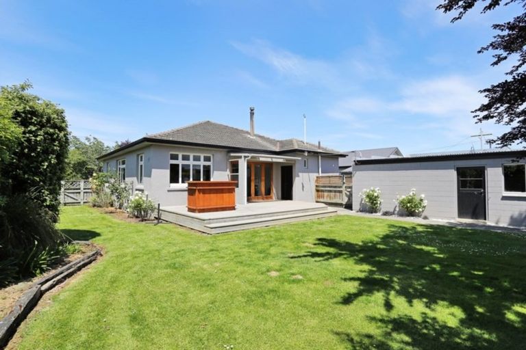 Photo of property in 12 Prince Street, Winton, 9720