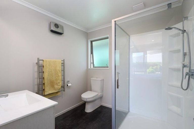 Photo of property in 21 Les Wakefield Road, Mapua, 7005