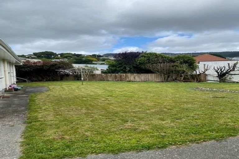 Photo of property in 5 Oxford Street, Tawa, Wellington, 5028