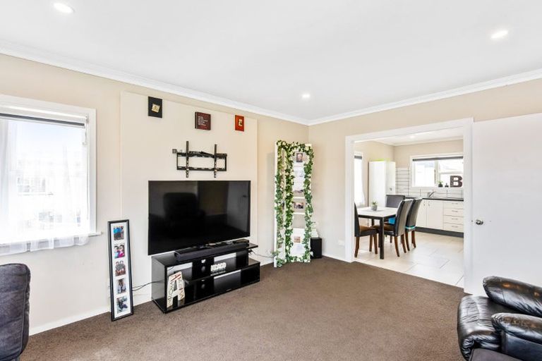 Photo of property in 4 Ferguson Street, Levin, 5510