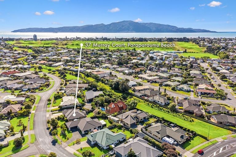 Photo of property in 37 Murray Court, Paraparaumu Beach, Paraparaumu, 5032