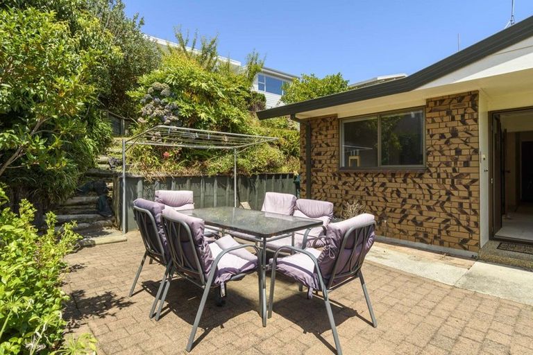 Photo of property in 2/230 Ngatai Road, Otumoetai, Tauranga, 3110