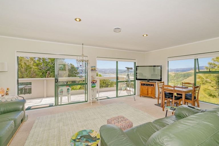 Photo of property in 10 Christa Court, Whitianga, 3510