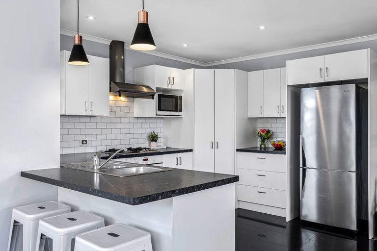 Photo of property in 106 Bassett Street, Burwood, Christchurch, 8083