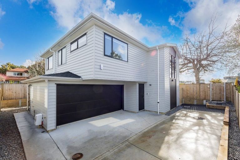 Photo of property in 83c Hastings Road, Mairangi Bay, Auckland, 0630