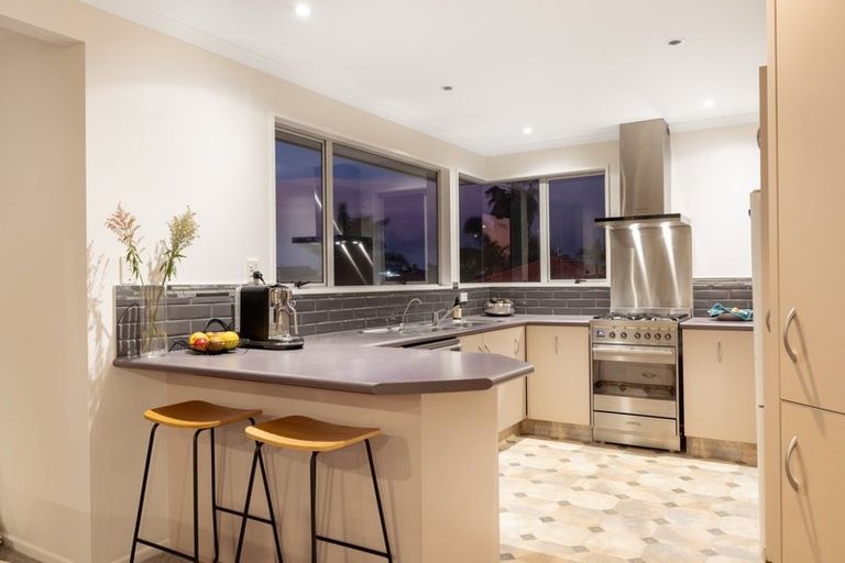 Photo of property in 11 Haven Grove, Papamoa Beach, Papamoa, 3118