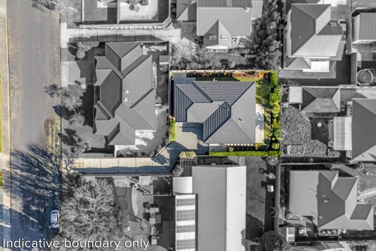 Photo of property in 9a Marlborough Street, Silverstream, Upper Hutt, 5019