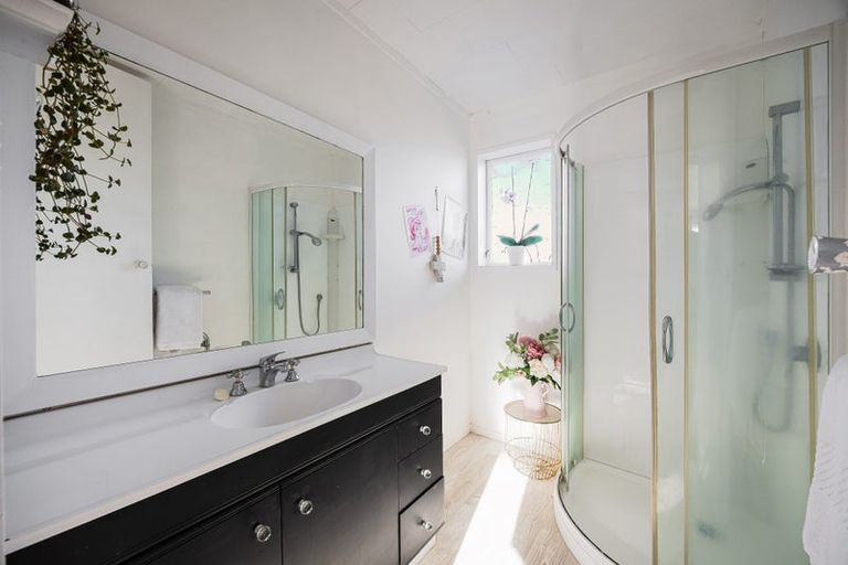 Photo of property in 33 Brigitte View, Snells Beach, 0920