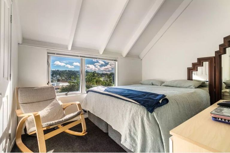 Photo of property in 1/18 Argyle Road, Browns Bay, Auckland, 0630