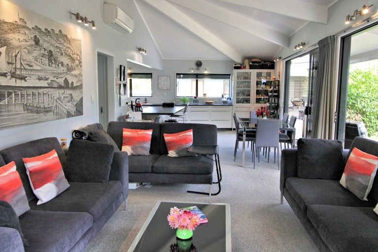 Photo of property in 116 Pinewood Court, Matarangi, Whitianga, 3592