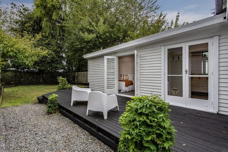 Photo of property in 42 Mersey Street, St Albans, Christchurch, 8014