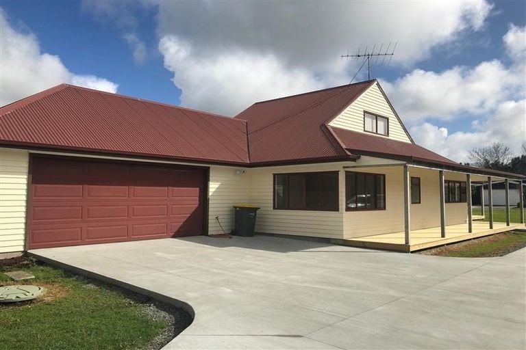 Photo of property in 100 Matakana Valley Road, Matakana, Warkworth, 0985