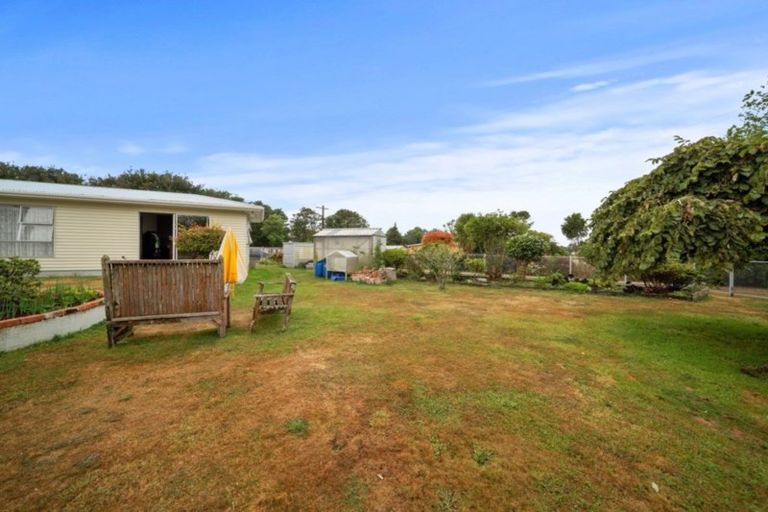 Photo of property in 21 Beaconsfield Road, Midhirst, Stratford, 4394