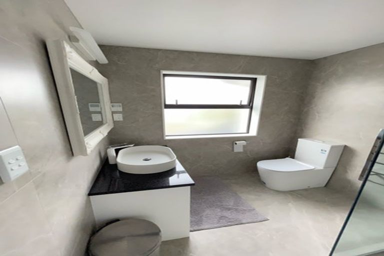 Photo of property in 13 Tawatawa Street, Long Bay, Auckland, 0630