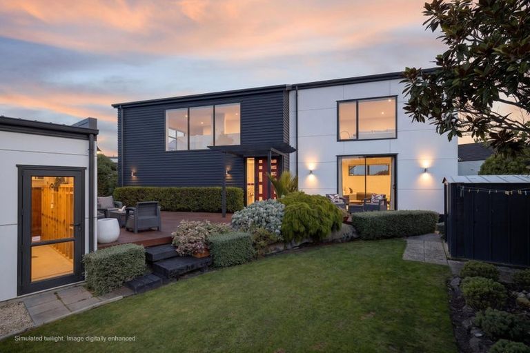 Photo of property in 74 Glenstrae Road, Redcliffs, Christchurch, 8081