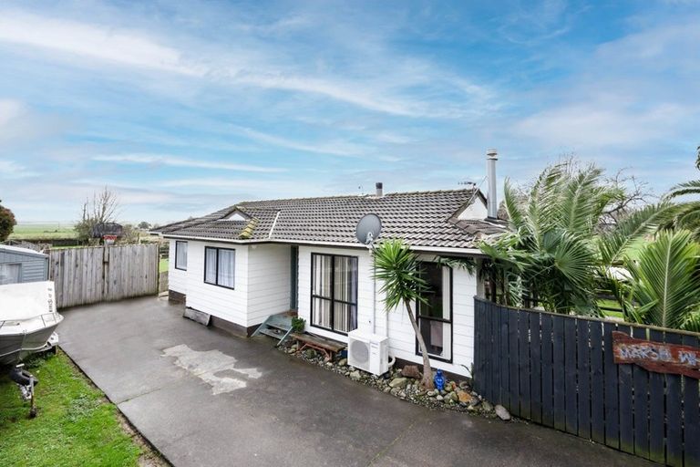 Photo of property in 11 Rata Street, Tokomaru, Palmerston North, 4474