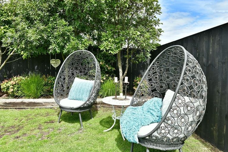 Photo of property in 1339 Whangaparaoa Road, Army Bay, Whangaparaoa, 0930