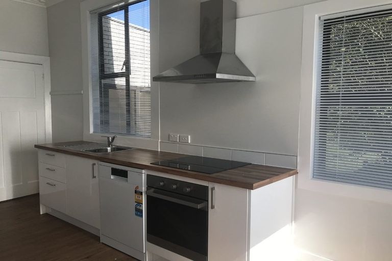 Photo of property in 142 Surrey Street, Forbury, Dunedin, 9012