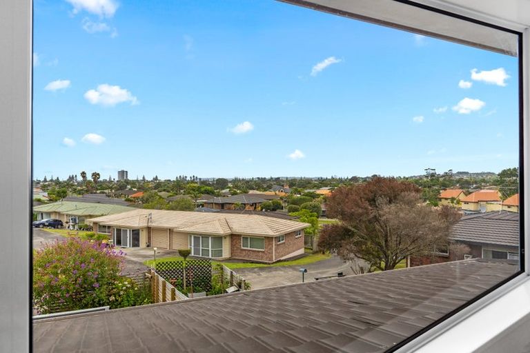 Photo of property in 130h Lakeside Drive, Orewa, 0931