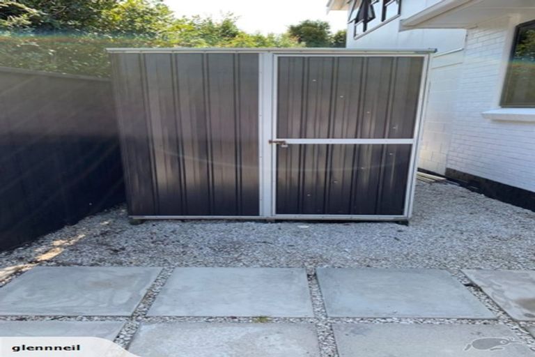 Photo of property in 52 Kirby Street, Glendene, Auckland, 0602