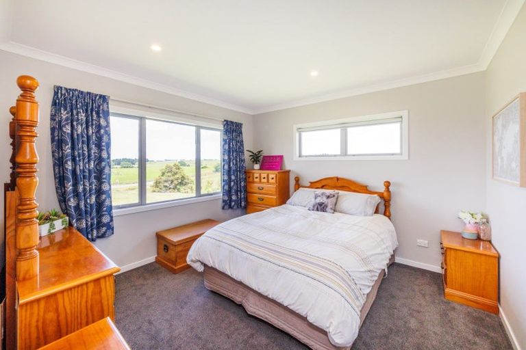 Photo of property in 760 Halcombe Road, Halcombe, Feilding, 4775