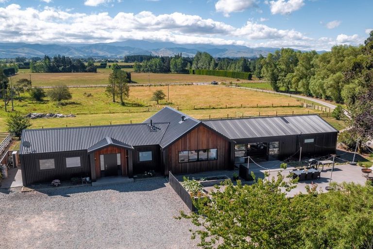 Photo of property in 106 Carters Line, Parkvale, Carterton, 5792