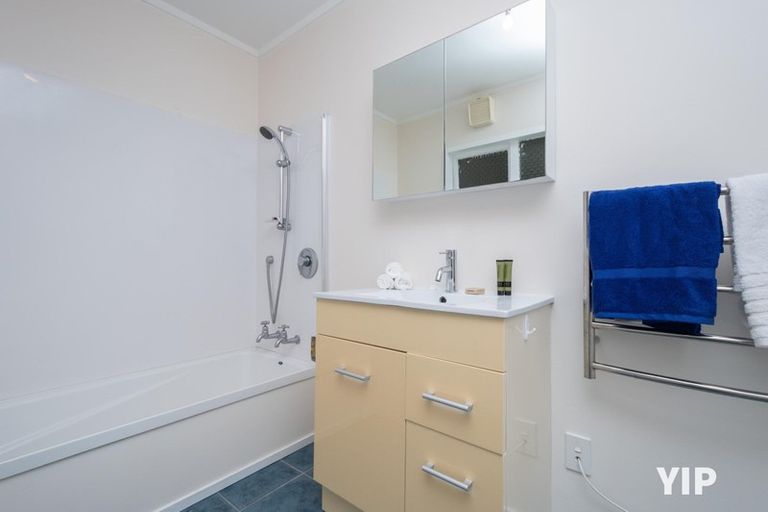 Photo of property in 1/29 Winston Street, Crofton Downs, Wellington, 6035