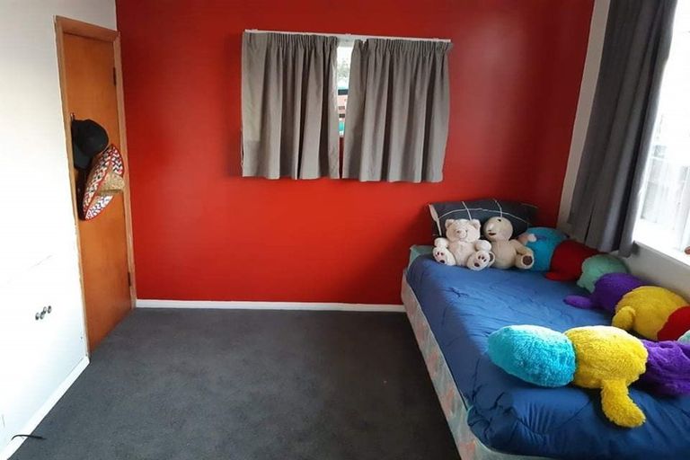 Photo of property in 25 Dudley Street, Levin, 5510